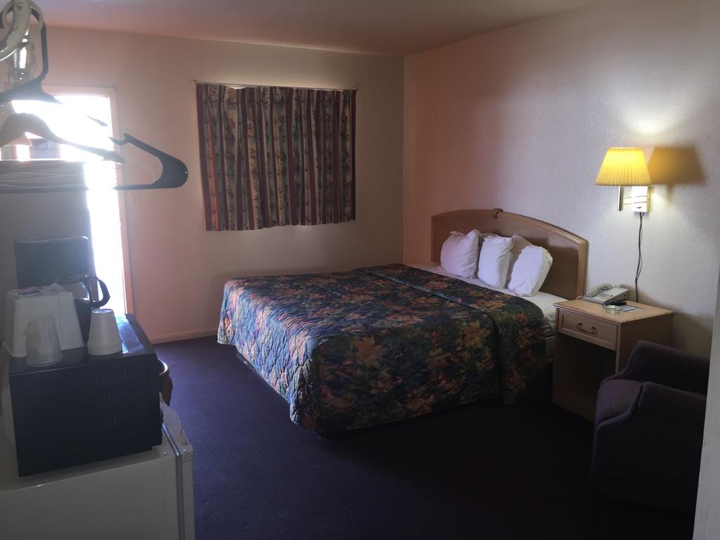 Avalon Motel Early Bagian luar foto