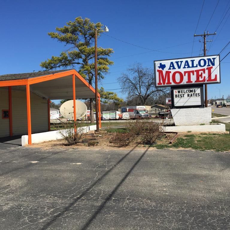 Avalon Motel Early Bagian luar foto